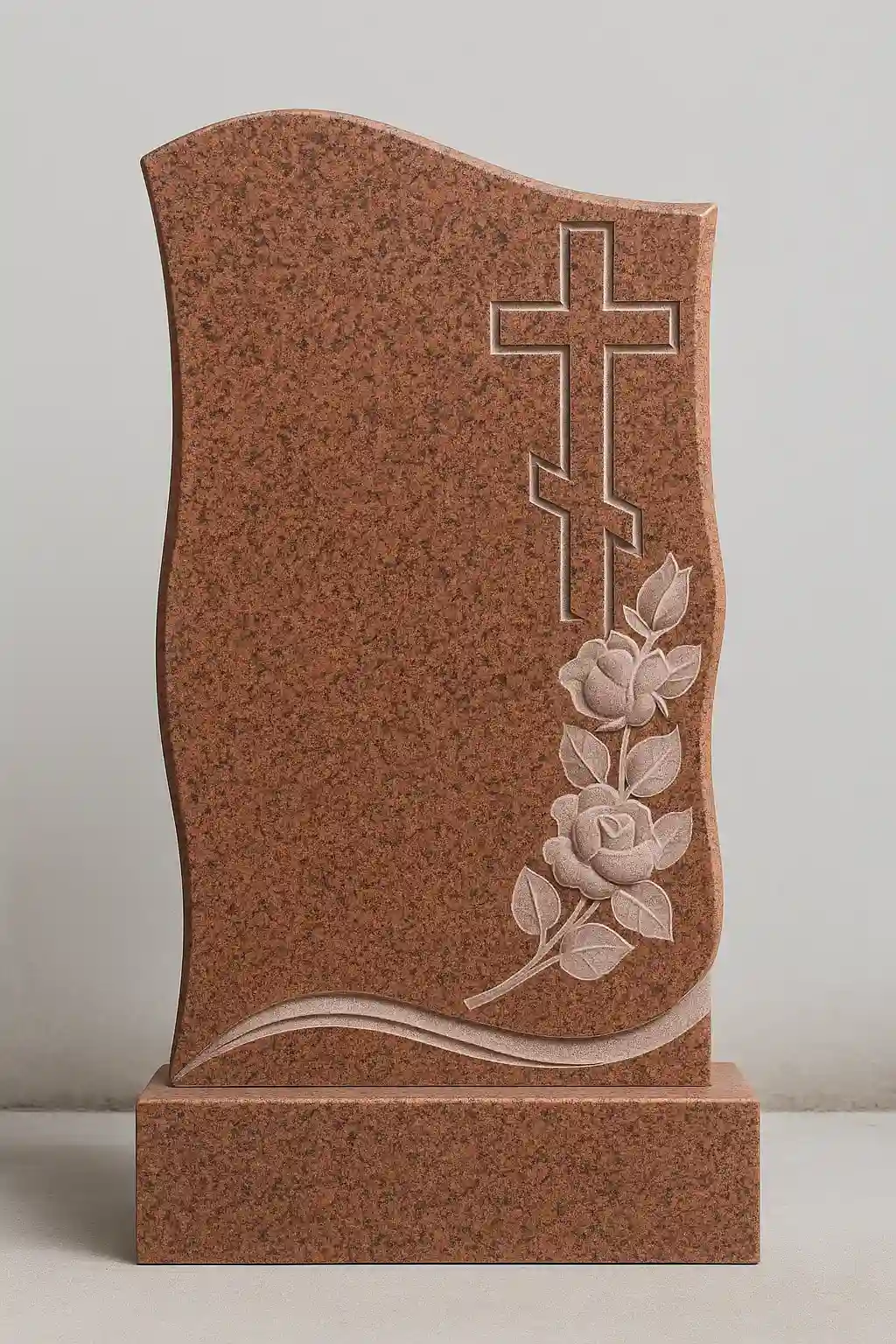 pamyatnik-s-dekorativnym-s-krestom-i-rozoj